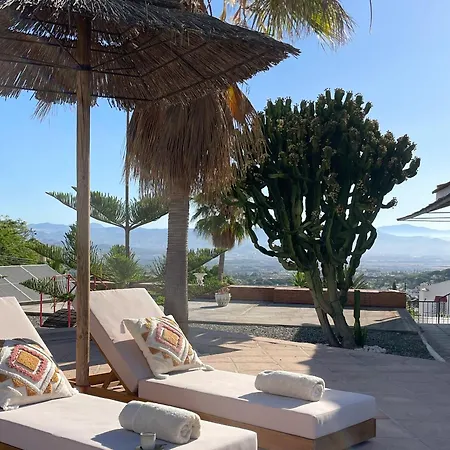 فندق مبيت وإفطار Solea 3*